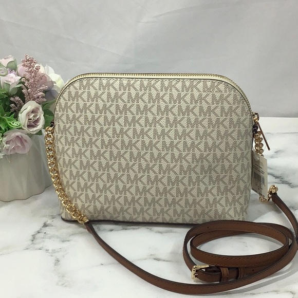 NWT Michael Kors Jet Set Medium Crossbody Leather Handbag (VANILLA) - Picture 3 of 6